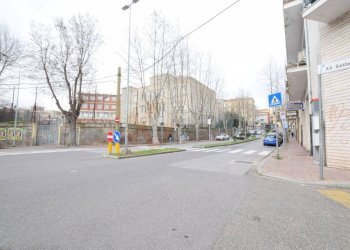 Foto 6 - Commercial Premises VIA MANZONI
33, Nuoro - photo 6