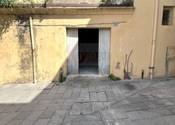 Foto 7 - Locale Commerciale Via ciboddo
 
10, Sassari - foto 7