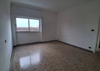 Camera da letto - Bilocale via Orsini, 4, Taranto - foto 15