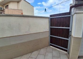 Cortile interno - Villa via Paolucci, Pulsano - foto 10