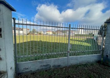 Cortile interno - Terreno edificabile via Cesare Battisti, Briga Novarese - foto 3