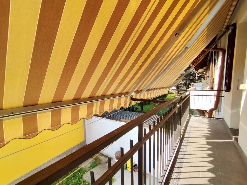 Balcone - Two-room apartment via Alessandro Volta, 90, Saronno - photo 1