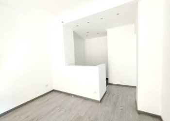 Stanza non arredata - Two-room apartment via Alessandro Volta, 90, Saronno - photo 5