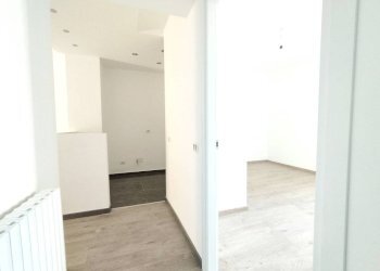 Disimpegno - Two-room apartment via Alessandro Volta, 90, Saronno - photo 11