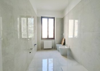Bagno - Bilocale via Alessandro Volta, 90, Saronno - foto 21