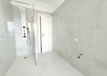 Bagno - Bilocale via Alessandro Volta, 90, Saronno - foto 22