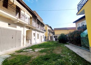 Cortile interno - Bilocale via Alessandro Volta, 90, Saronno - foto 29