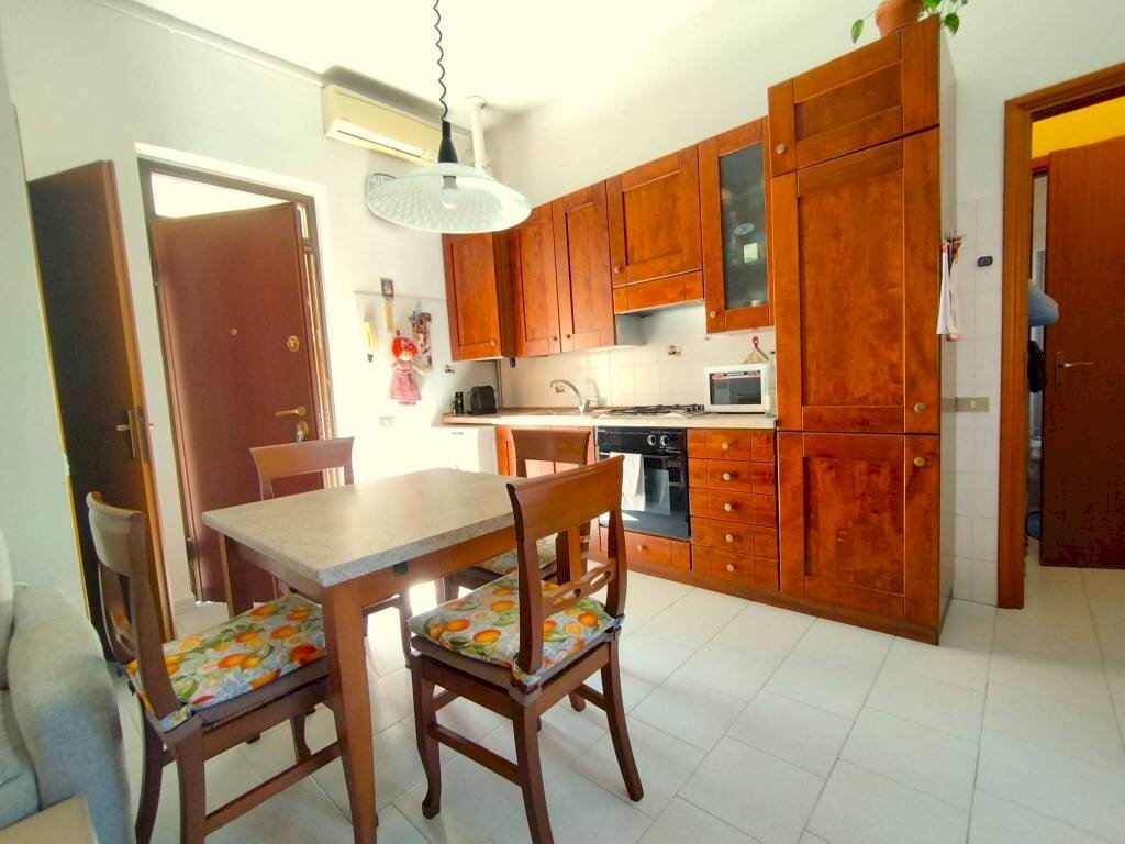 Cucina - Two-room apartment Cascina Serbelloni, 10, Pregnana Milanese - photo 1