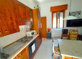 Cucina - Bilocale Cascina Serbelloni, 10, Pregnana Milanese - foto 3