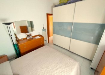 Camera da letto - Bilocale Cascina Serbelloni, 10, Pregnana Milanese - foto 14