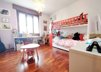 Camera da letto - Trilocale via Volturno, 39, Lissone - foto 27