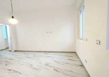 Camera da letto - Bilocale via A. Chaniach, 4, Pogliano Milanese - foto 14