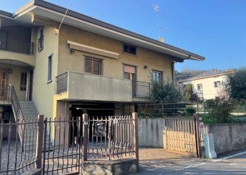 Facciata - Villa via Zeduri, 4, Trescore Balneario - foto 14