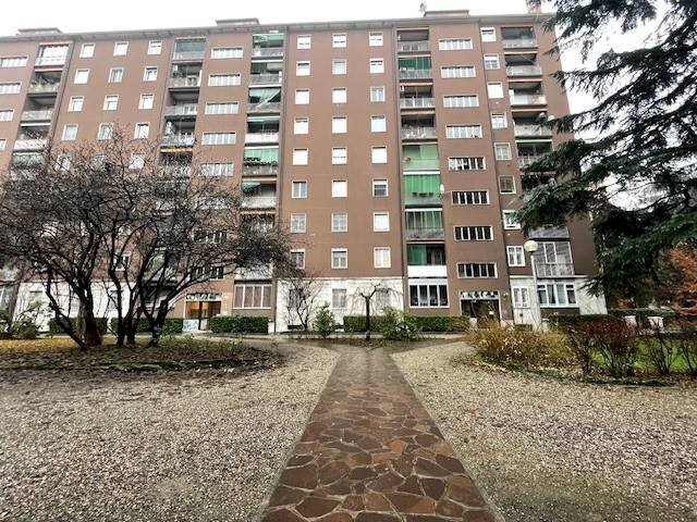 Facciata - Bilocale via Giovanni Pezzotti, Milano - foto 2