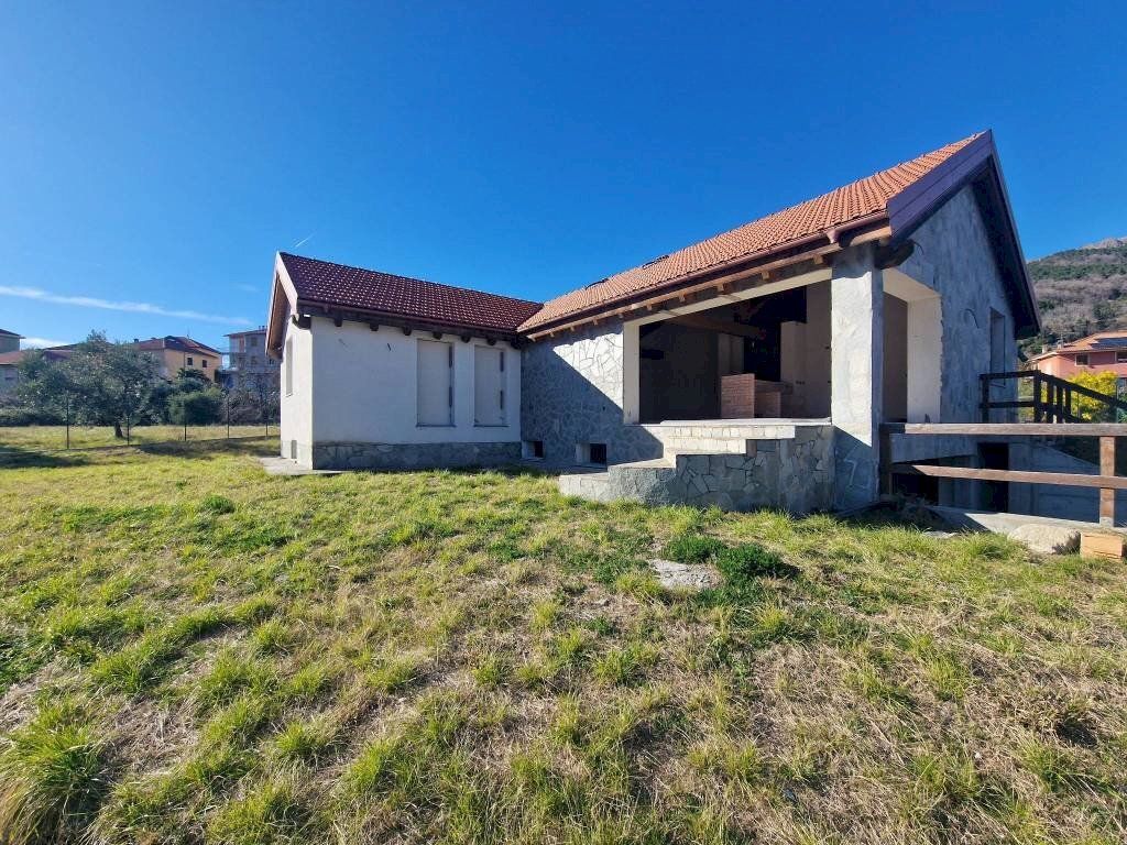 Facciata - Villa via Giovanni Falcone, 22, Cogoleto - foto 2