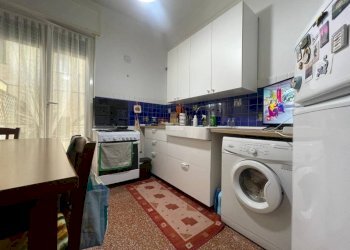 Cucina - Monolocale via Giulio Tanini, 25G, Genova (zona Borgoratti) - foto 3