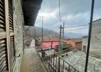 Balcone - Rustico Frazione Pareto, Fabbrica Curone - foto 7
