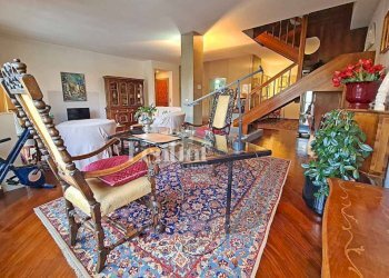 Salone - Appartamento viale Francesco Crispi, 23, Casale Monferrato - foto 7