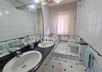 Bagno - Appartamento viale Francesco Crispi, 23, Casale Monferrato - foto 38