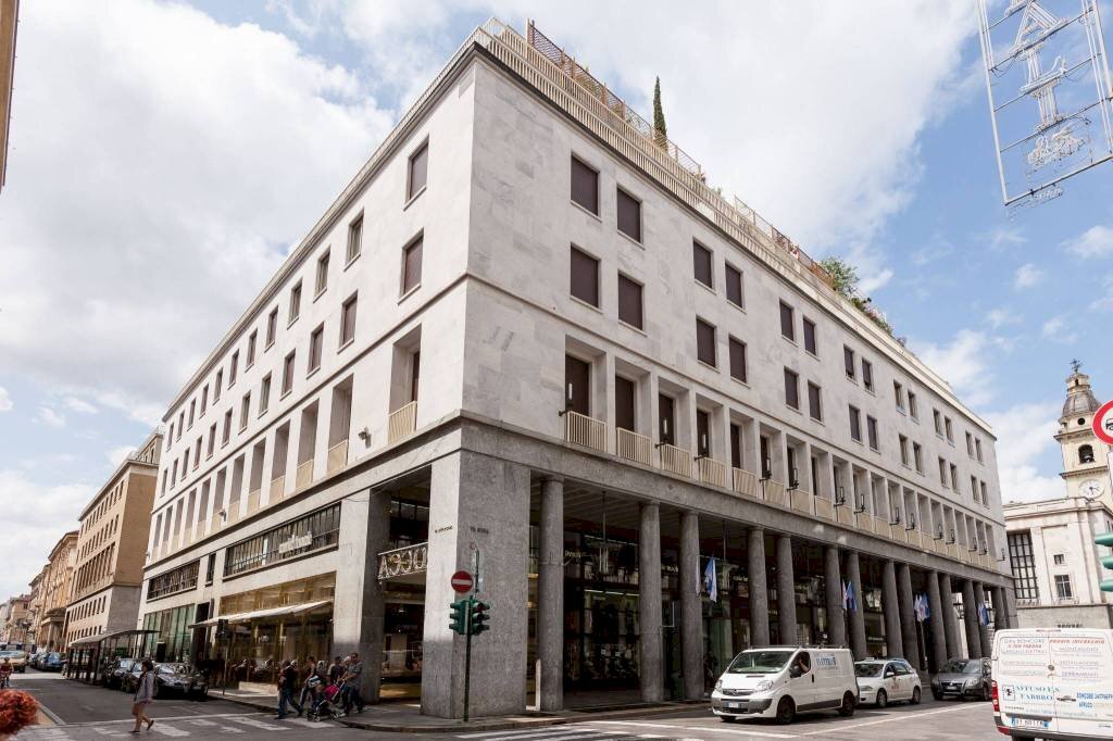 Facciata - Appartamento via dell'Arcivescovado, 2, Torino (zona Centro) - foto 3