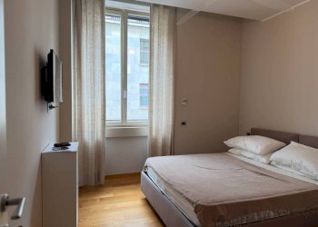 Camera da letto - Bilocale via dell'Arcivescovado, 2, Torino (zona Centro) - foto 14