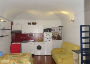 Cucina - Bilocale via della Rocca, 32, Torino (zona Centro) - foto 3