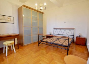 Camera da letto - Four-room apartment via Giovan Battista Vico, 51, Mondovì - photo 10