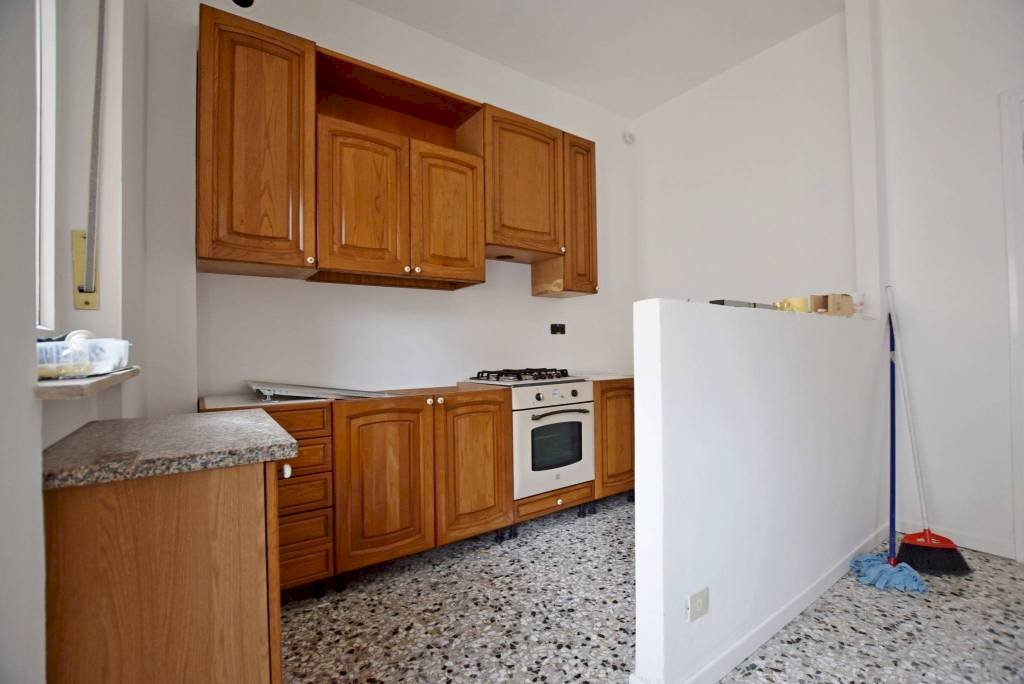 Cucina - Three-room apartment via Giacomo Viale, 8, Mondovì - photo 2