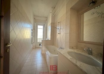 Foto 19 - Trilocale VIA SCHIAPARELLI
 
34, Cuneo - foto 19