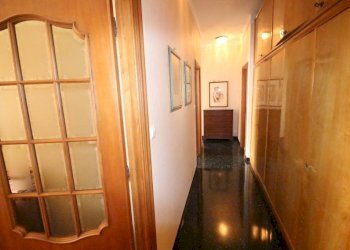 Corridoio - Quadrilocale via Taggia, 6, Genova (zona Prà) - foto 6