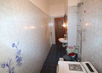 Bagno - Quadrilocale via Taggia, 6, Genova (zona Prà) - foto 23