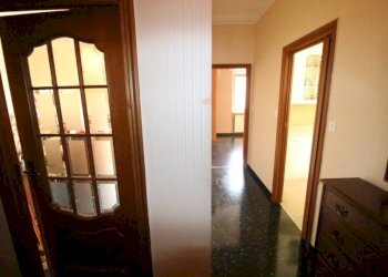 Corridoio - Quadrilocale via Taggia, 6, Genova (zona Prà) - foto 24