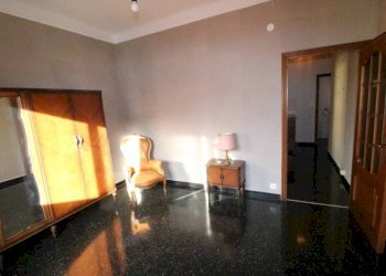 Camera da letto - Quadrilocale via Taggia, 6, Genova (zona Prà) - foto 28