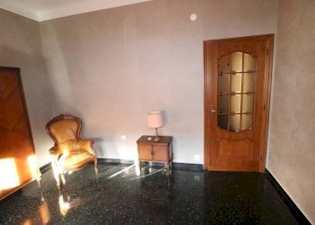 Camera da letto - Quadrilocale via Taggia, 6, Genova (zona Prà) - foto 31