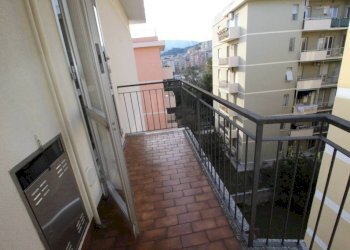 Balcone - Quadrilocale via Taggia, 6, Genova (zona Prà) - foto 34