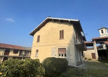 Facciata - Casa indipendente via Celeste Vanoni, Casale Litta - foto 13