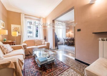 Salone - Appartamento via Aldo Acquarone, Genova (zona Castelletto) - foto 3