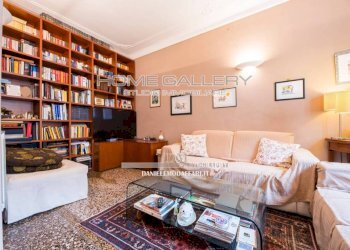 Salone - Appartamento via Aldo Acquarone, Genova (zona Castelletto) - foto 7