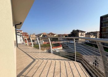 Terrazzo - Four-room apartment via Racconigi, 16, Carmagnola - photo 32