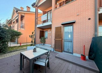 Giardino - Villa a Schiera via Don Giulio Ardizzone, 38, Carmagnola - foto 4