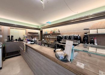 Interno non residenziale - Pasticceria piazza 2 Giugno, 11/1, Vinovo - foto 7