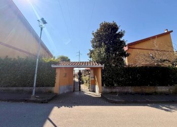 Facciata - Quadrilocale largo Prati, 2, Villastellone - foto 2