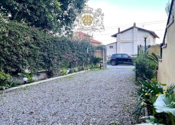 Cortile interno - Quadrilocale via Napoleone Bonaparte, 50, Alassio - foto 45