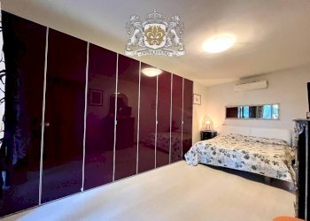 Camera da letto - Quadrilocale via Napoleone Bonaparte, 50, Alassio - foto 11