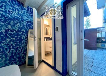 Camera da letto - Quadrilocale via Napoleone Bonaparte, 50, Alassio - foto 32