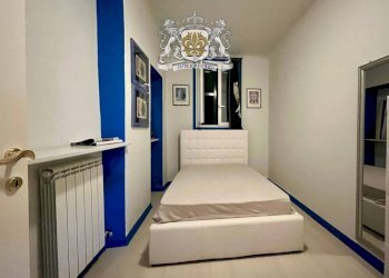 Camera da letto - Quadrilocale via Napoleone Bonaparte, 50, Alassio - foto 15