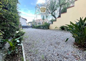 Cortile interno - Quadrilocale via Napoleone Bonaparte, 50, Alassio - foto 40