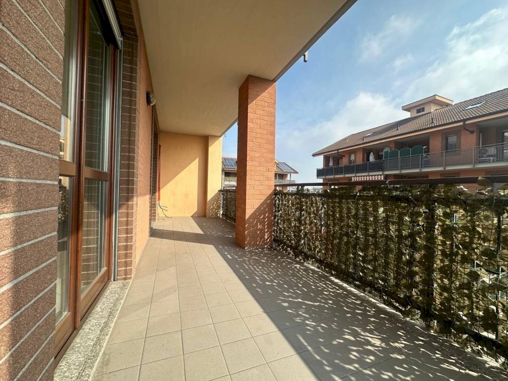 Balcone - Four-room apartment via Gioacchino Rossini, 1, Beinasco - photo 1