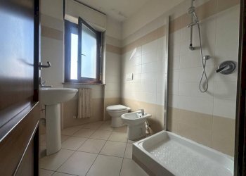 Bagno - Quadrilocale via Gioacchino Rossini, 1, Beinasco - foto 15