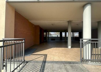 Interno palazzo - Quadrilocale via Gioacchino Rossini, 1, Beinasco - foto 23